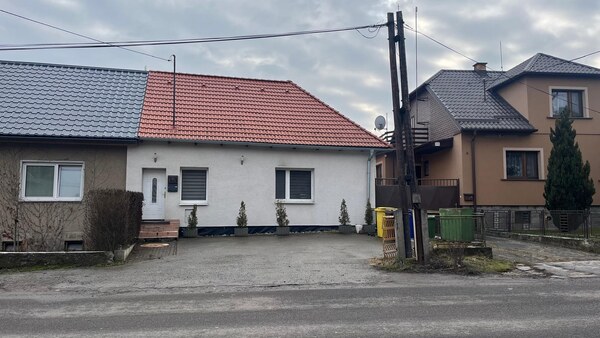 NA PREDAJ: DVOJDOM - 2 domy, 3 byt. jednotky - Investičná ponuka