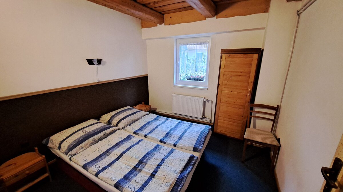 Predaj: Penzión - Kúria, Ivachnová - Lazy, pozemok 10.328m2 — foto 15