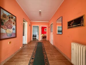 Priestranný dvojpodlažný rodinný dom v tichej lokalite- Orlové — foto 9