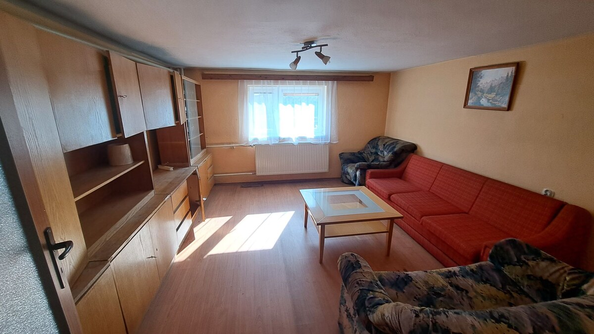 Predaj: Rodinný dom - 5 izbový, pozemok 859m2, Komjatná — foto 10