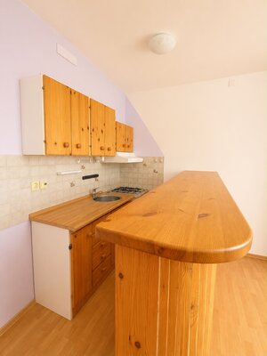 Predaj! Garsónka 25m²,  v obľúbenej lokalite v Liptovskom Hrádku — foto 5