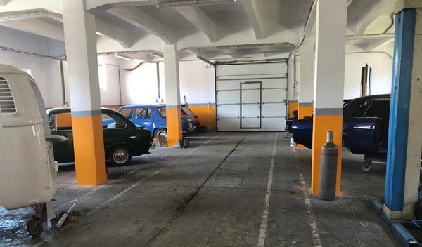 IBA U NÁS! Prenájom, zariadený autoservis, Nové Mesto n/Váhom