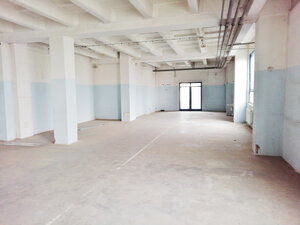 PREDAJ: Kancelárie + Hala, 2.050 m2, pozemok 6120 m2, Vrútky — foto 3