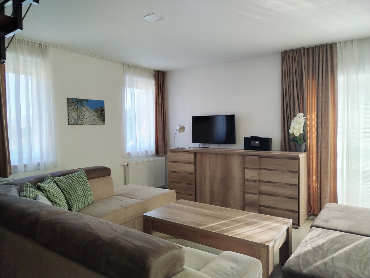 NOVOSTAVBA: 6-izbová CHATA, VL pozemok 484 m2 v Martine — foto 26