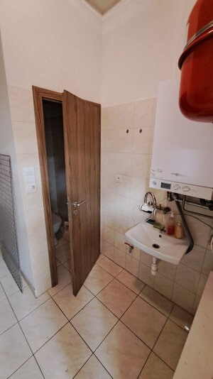 PRENÁJOM: Obchodný priestor 158m2 - Mostová ulica, Ružomberok — foto 7