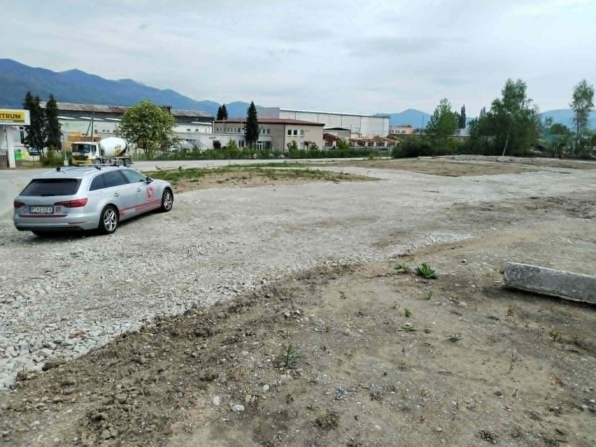 Stavebný pozemok (75m x 55m) - 4399 m2 v Košútoch — foto 4
