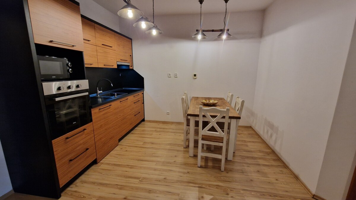 2 izbový Rekreačný apartmán Vys.Tatry-Veľká Lomnica 57 m2 — foto 7