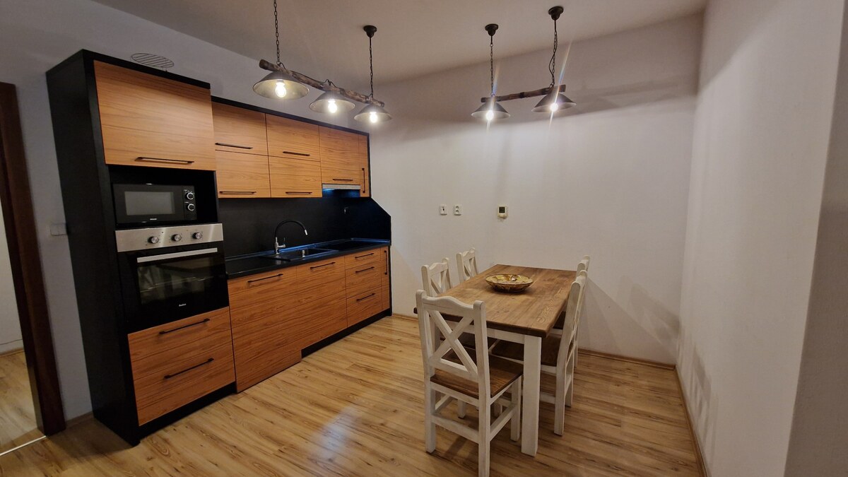 2 izbový Rekreačný apartmán Vys.Tatry-Veľká Lomnica 57 m2 — foto 8