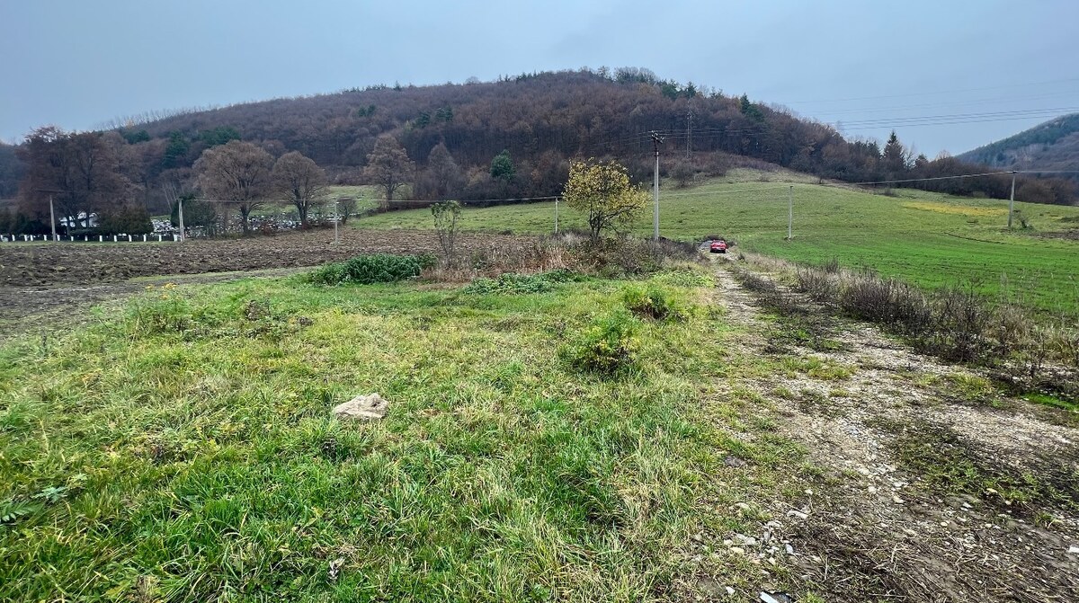 Pozemok na priemyselné, športové, rekreačné účely v obci Lúky- 2.797m2