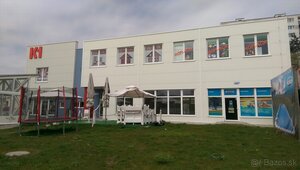Prenájom: 101 m2, prízemie: služby, obchod s výkladom, K1 - Sásová — foto 2