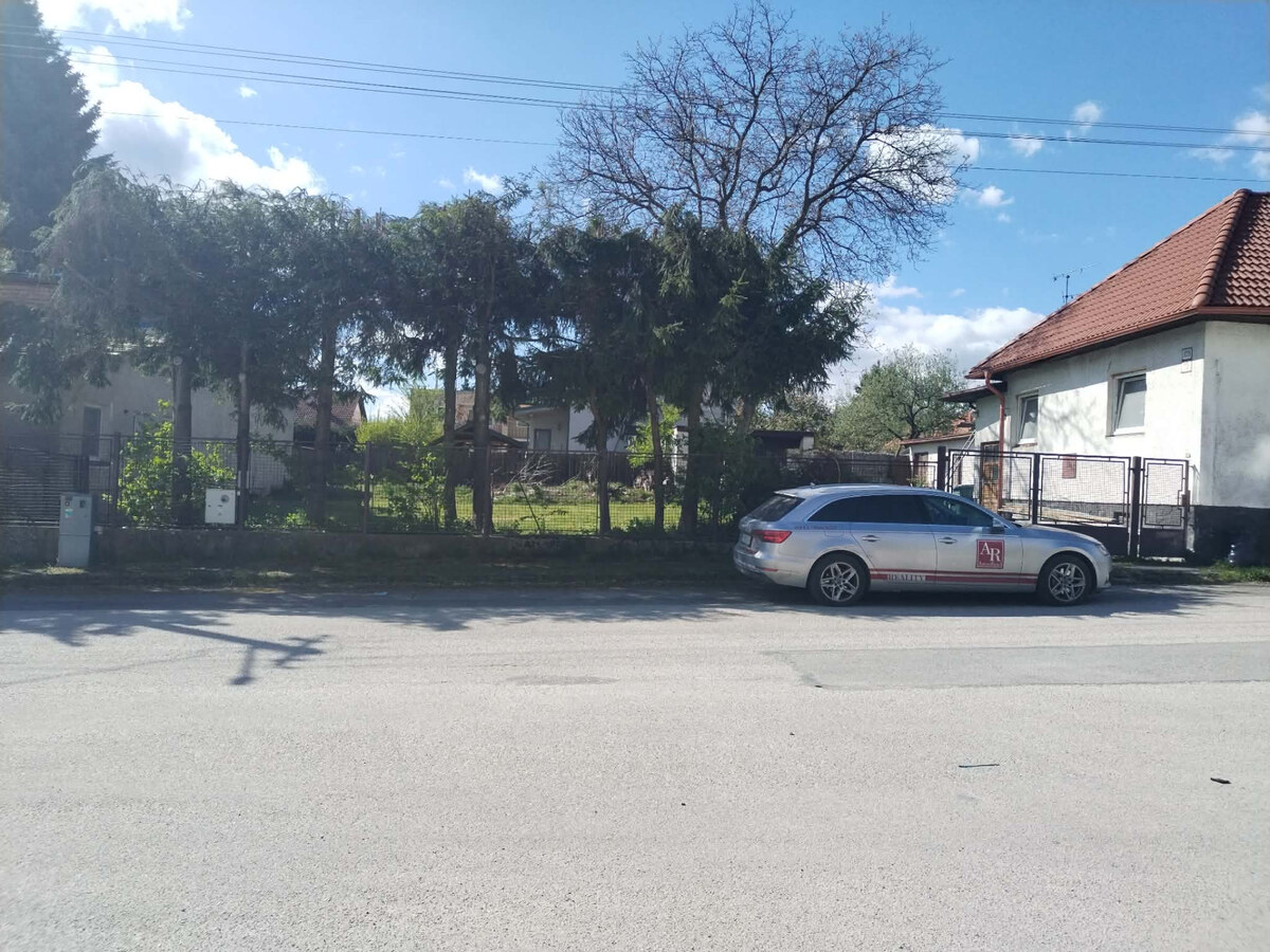 Predaj:RD, rozdelený na 2 Byty s pozemkom 713 m2 Vrútky — foto 11