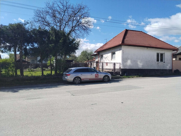Predaj:RD, rozdelený na 2 Byty s pozemkom 713 m2 Vrútky