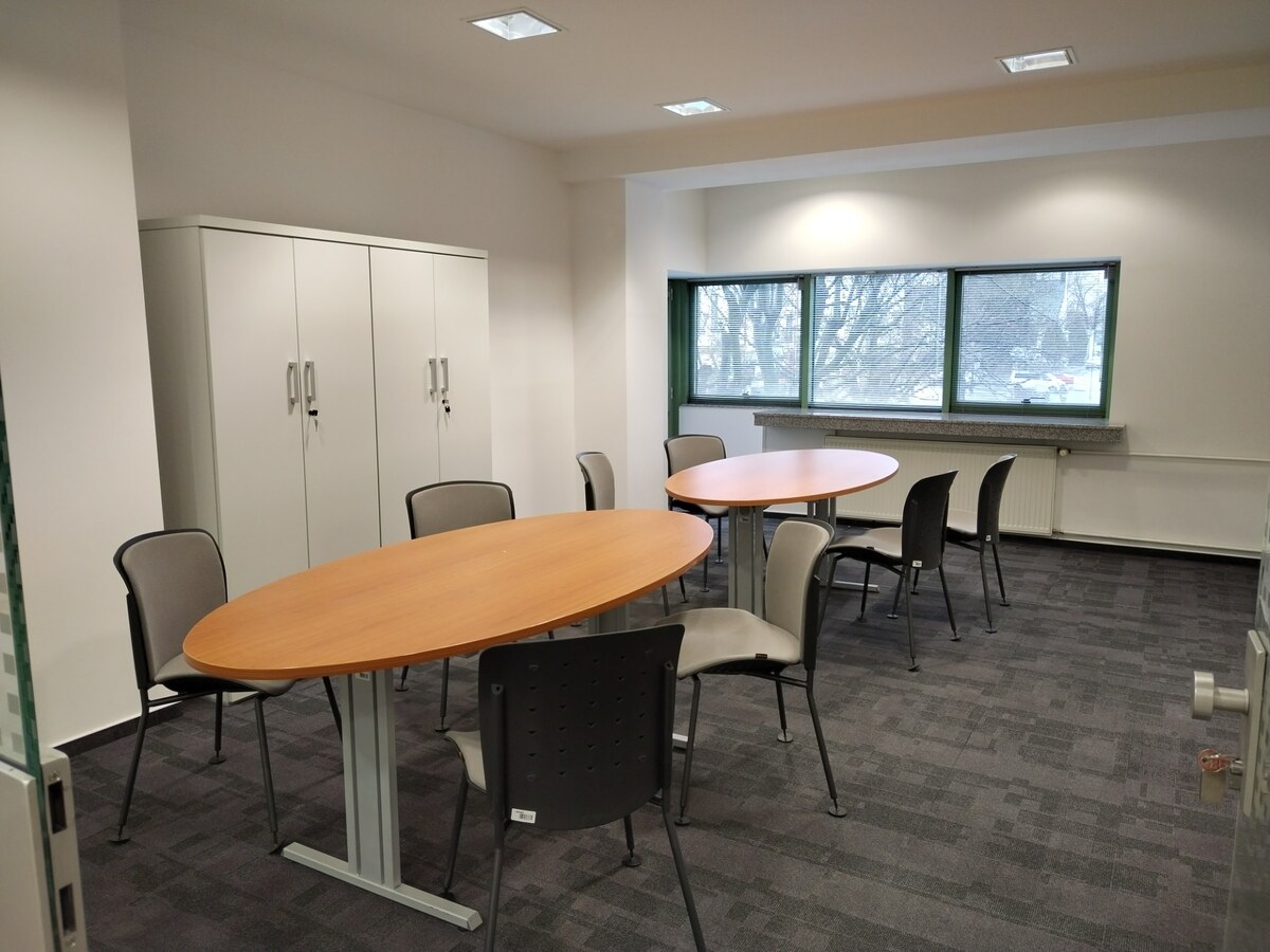 PRENÁJOM: Obchodné Priestory v Martine na Pešej Zóne, 25 m2 / 43 m2 — foto 2