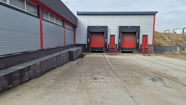 Prenájom HALA - SKLADOVÉ PRIESTORY - POPRAD od 2500 m2 - 5000 m2