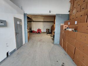 Skladový priestor, 150m2, Zlatovská, Trenčín — foto 7