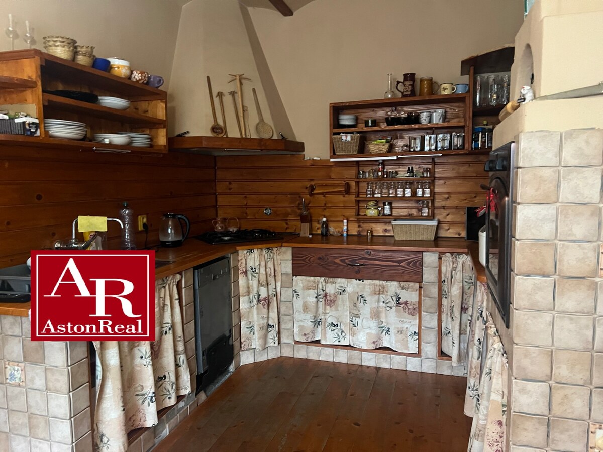 PREDAJ: DOM (CHALUPA) zastavaná plocha 135 m2 - Moštenica — foto 2
