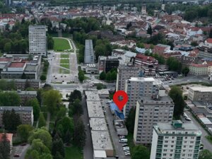 Na predaj: budovu/pozemok v centre, Námestie Slobody, B. Bystrica — foto 8