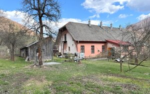 Na predaj RODINNÝ DOM v Kraľovanoch, 907 m2 — foto 1