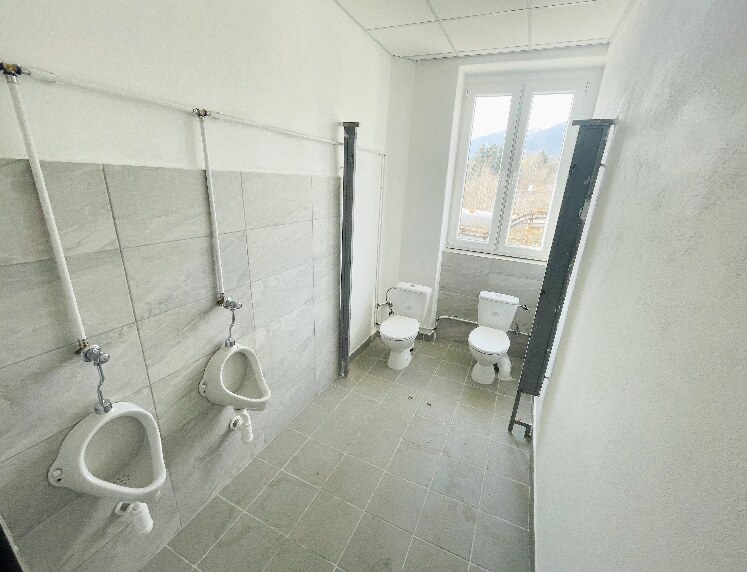 PRENÁJOM: Kancelárske priestory s wc a vlastným parkovaním ZŤS, MT — foto 12