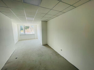 PRENÁJOM: Kancelárske priestory s wc a vlastným parkovaním ZŤS, MT — foto 9