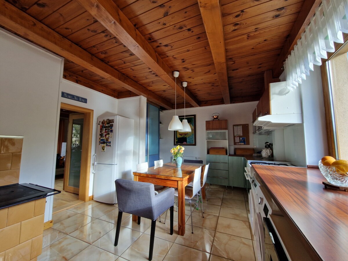 AstonReal: predaj 4-izbový rodinný dom + pozemok 1 250 m2, Zálesie — foto 5