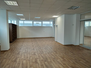PRENÁJOM: Obchodné Priestory, 150 m2, Vrútky - Pešia Zóna — foto 1