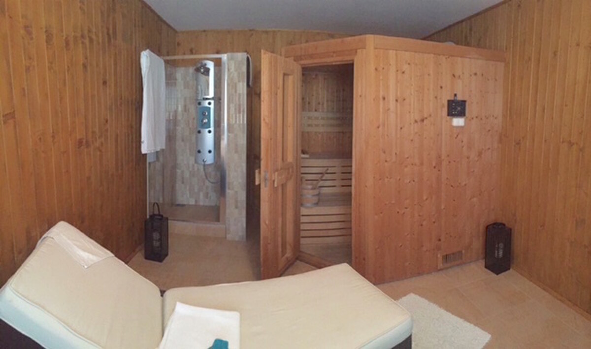 LUXUSNÁ rodinná vila 660 m2, pozemok 3.730 m2, Lošonec pri Trnave — foto 14
