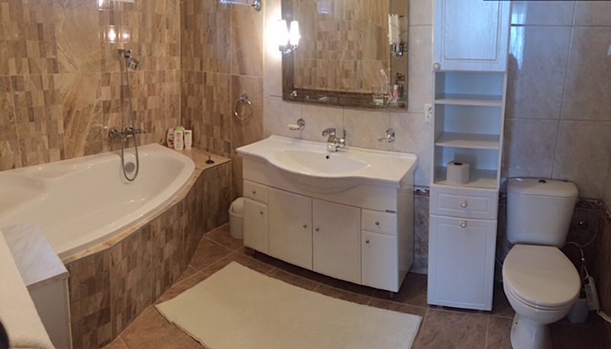 LUXUSNÁ rodinná vila 660 m2, pozemok 3.730 m2, Lošonec pri Trnave — foto 18