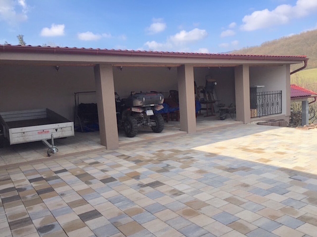 LUXUSNÁ rodinná vila 660 m2, pozemok 3.730 m2, Lošonec pri Trnave — foto 5