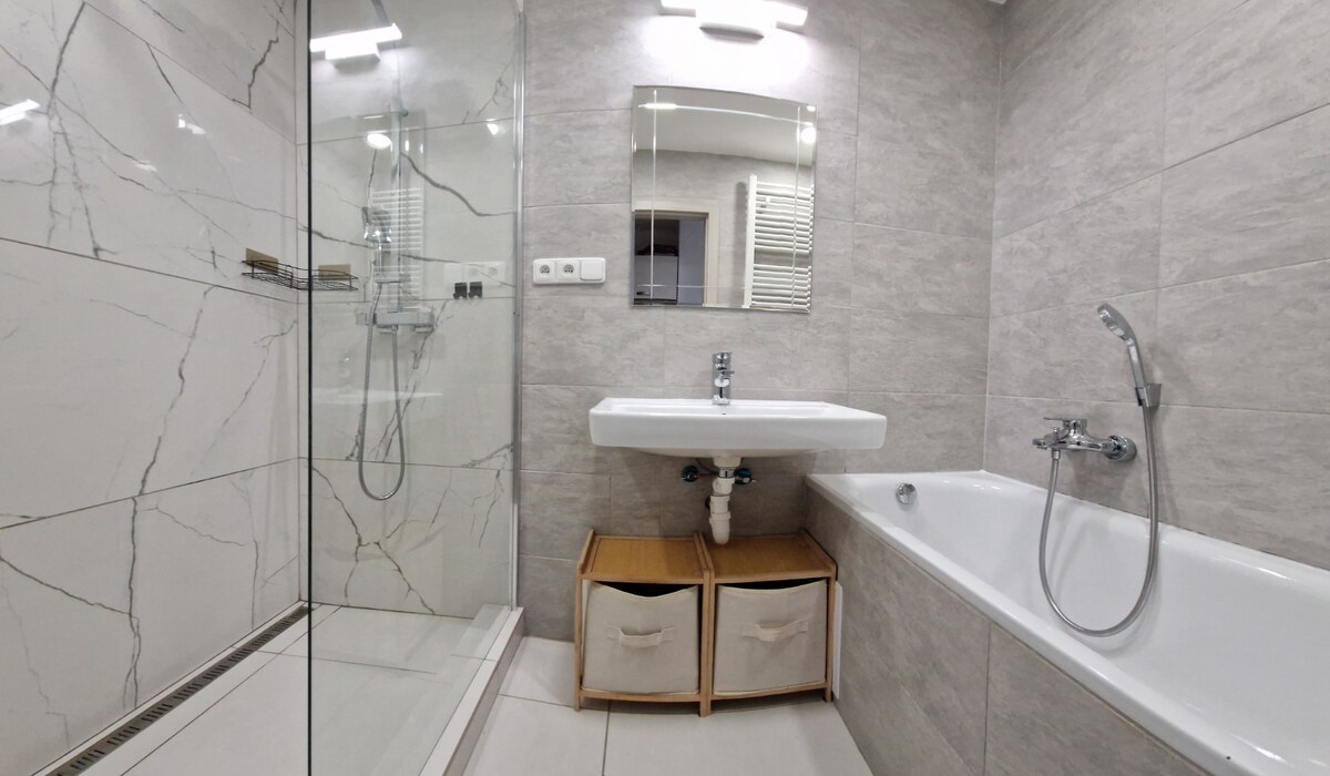 AstonReal: Kompletne zrekonštruovaný slnečný, 2-izbový byt v Poprade — foto 15