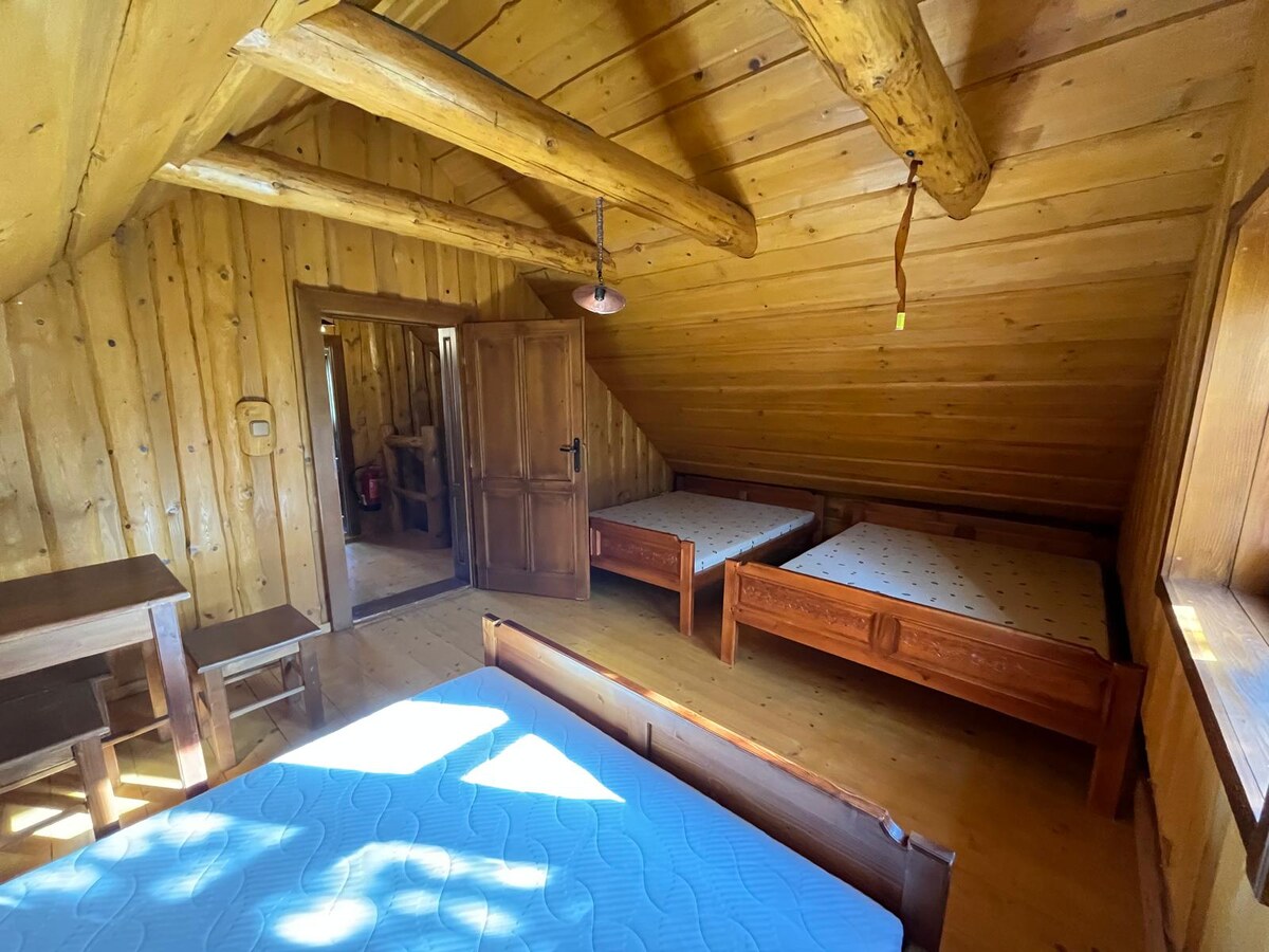 LUXUSNÝ ZRUB VENDELÍN - drevo + kameň, pozemok 3308 m2, NOVÁ BAŇA — foto 15