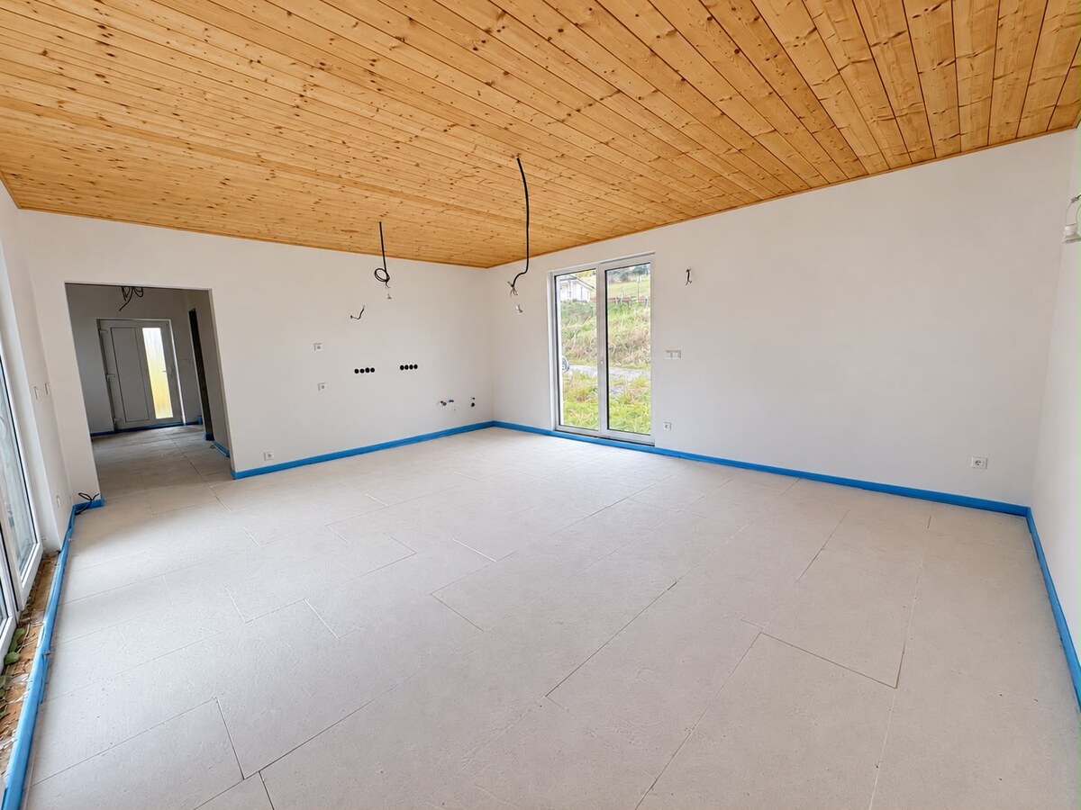 Predaj! Moderný jednopodlažný rodinný dom v obci Liptovský Ondrej — foto 11