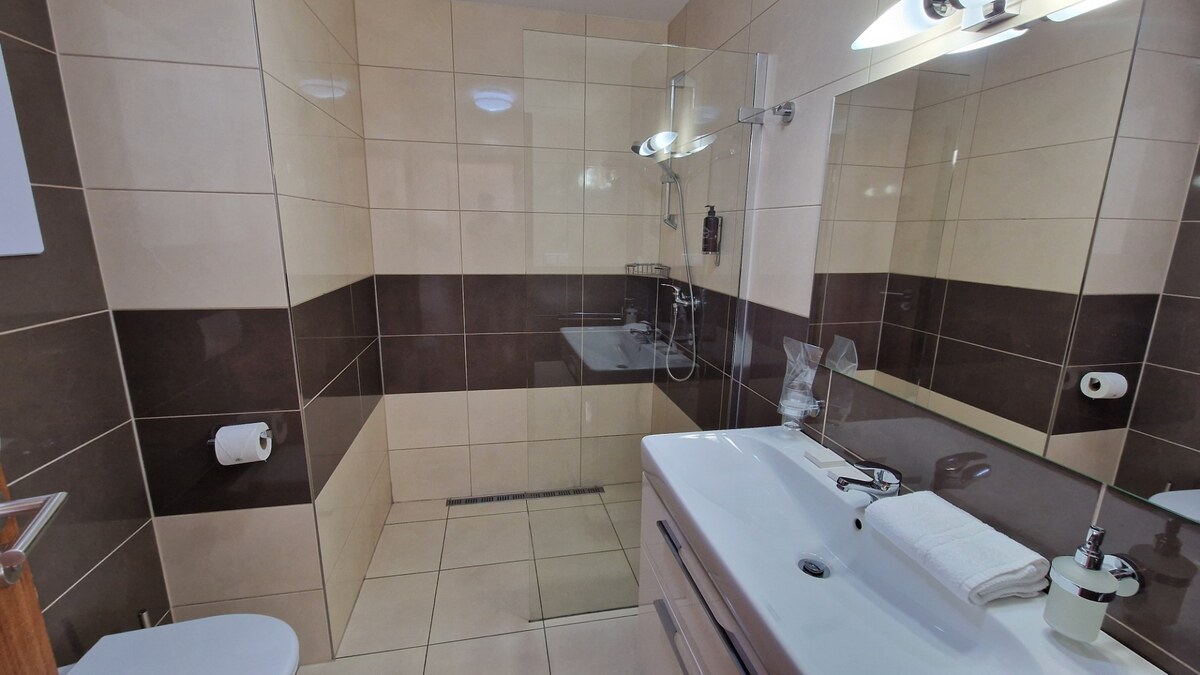 2-izb.APARTMÁN HREB.RESORT I.  VYS.TATRY-69,2 m2 — foto 17