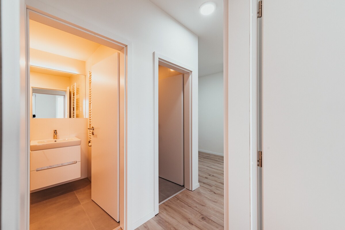 NA PREDAJ 3 IZB. BYTY, Dokončené v ŠTANDARDE, KARPATSKÁ RESIDENCE, PP — foto 11
