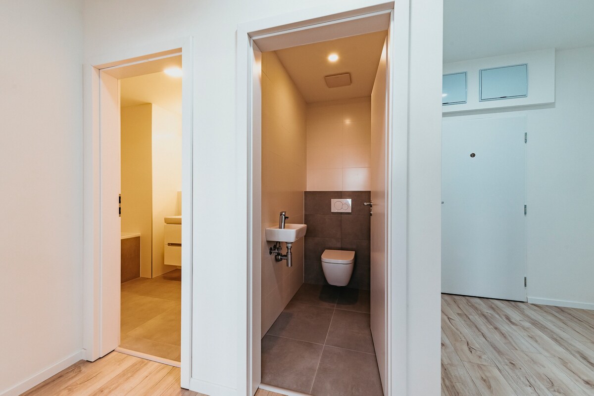 NA PREDAJ 3 IZB. BYTY, Dokončené v ŠTANDARDE, KARPATSKÁ RESIDENCE, PP — foto 12