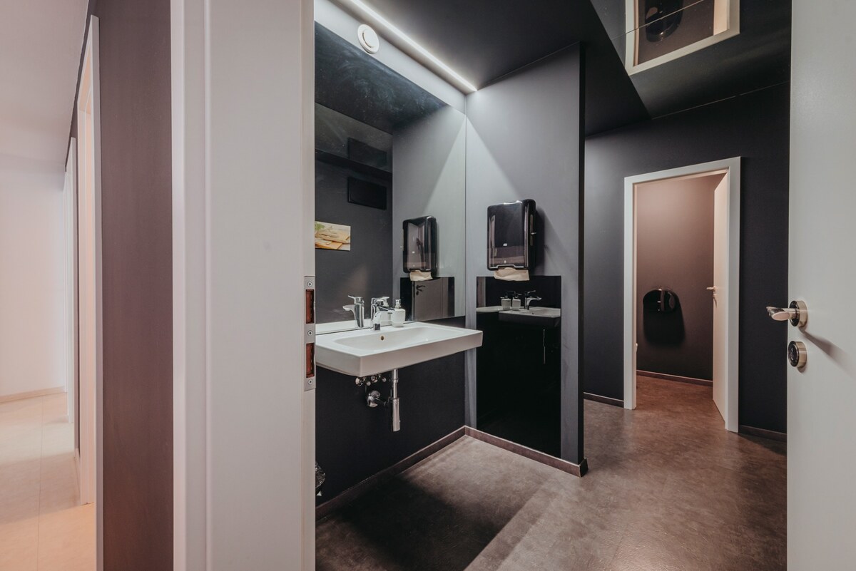 NA PRENÁJOM REPREZENTATÍVNE PRIESTORY 215,29 M2, STANICA – SOLIVARIA — foto 17