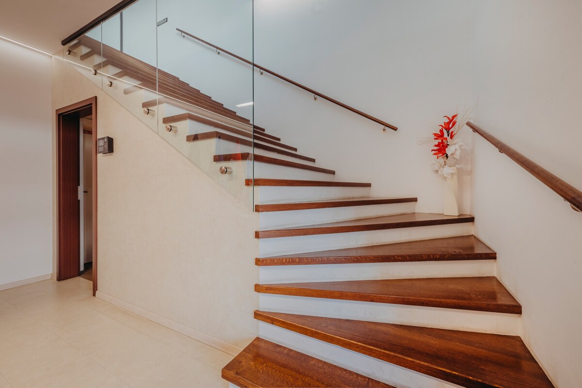 NA PRENÁJOM REPREZENTATÍVNE PRIESTORY 215,29 M2, STANICA – SOLIVARIA — foto 18