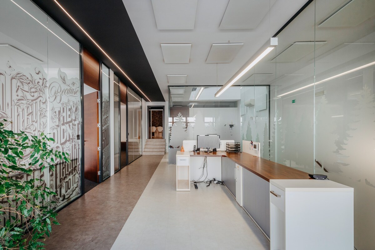 NA PRENÁJOM REPREZENTATÍVNE PRIESTORY 215,29 M2, STANICA – SOLIVARIA — foto 6