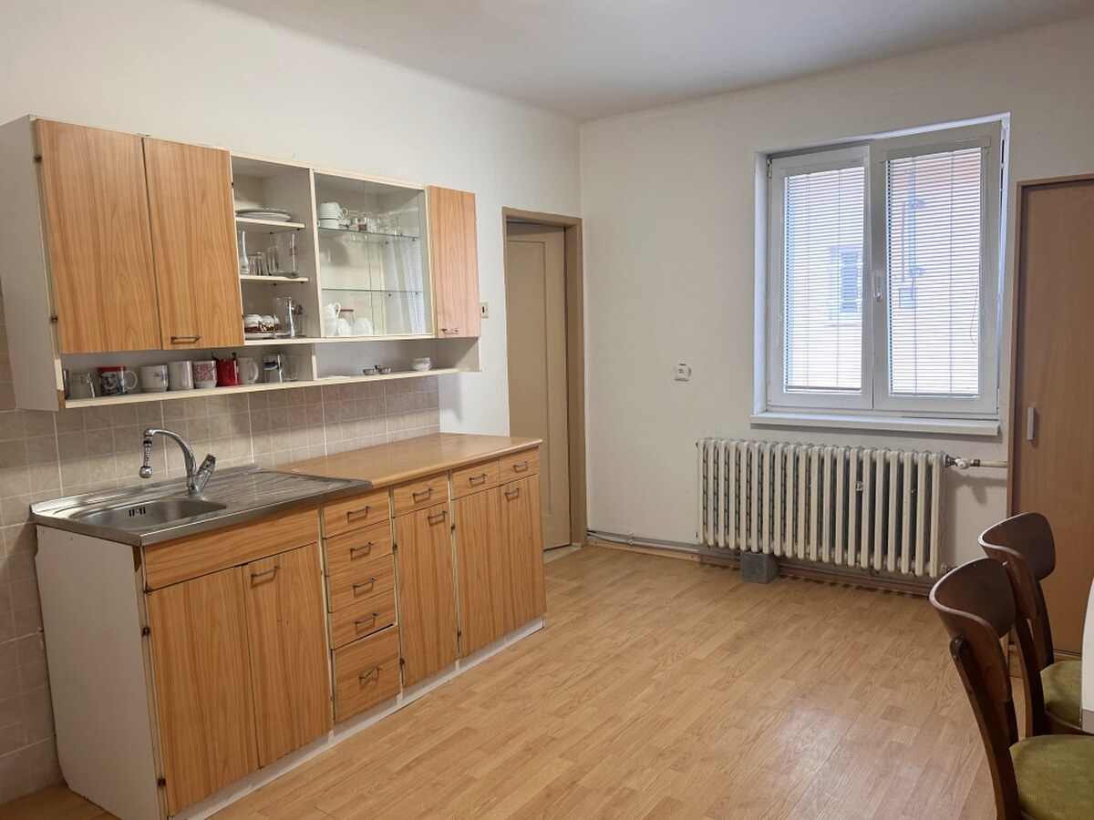 ZNÍŽENA CENA! RD NA BÝVANIE AJ PODNIKANIE,  SABINOVSKÁ Ul., PREŠOV — foto 2