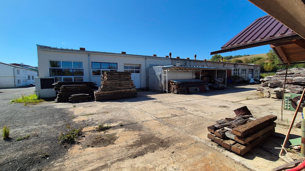 PRIEMYSELNÁ BUDOVA, ROZLOHA 450m2; STARÁ ĽUBOVŇA; — foto 13