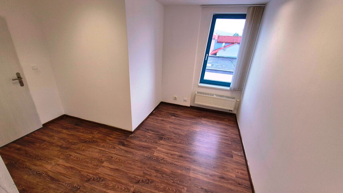 NA PREDAJ NEBYTOVÝ PRIESTOR, 105m2, CENTRUM; — foto 18