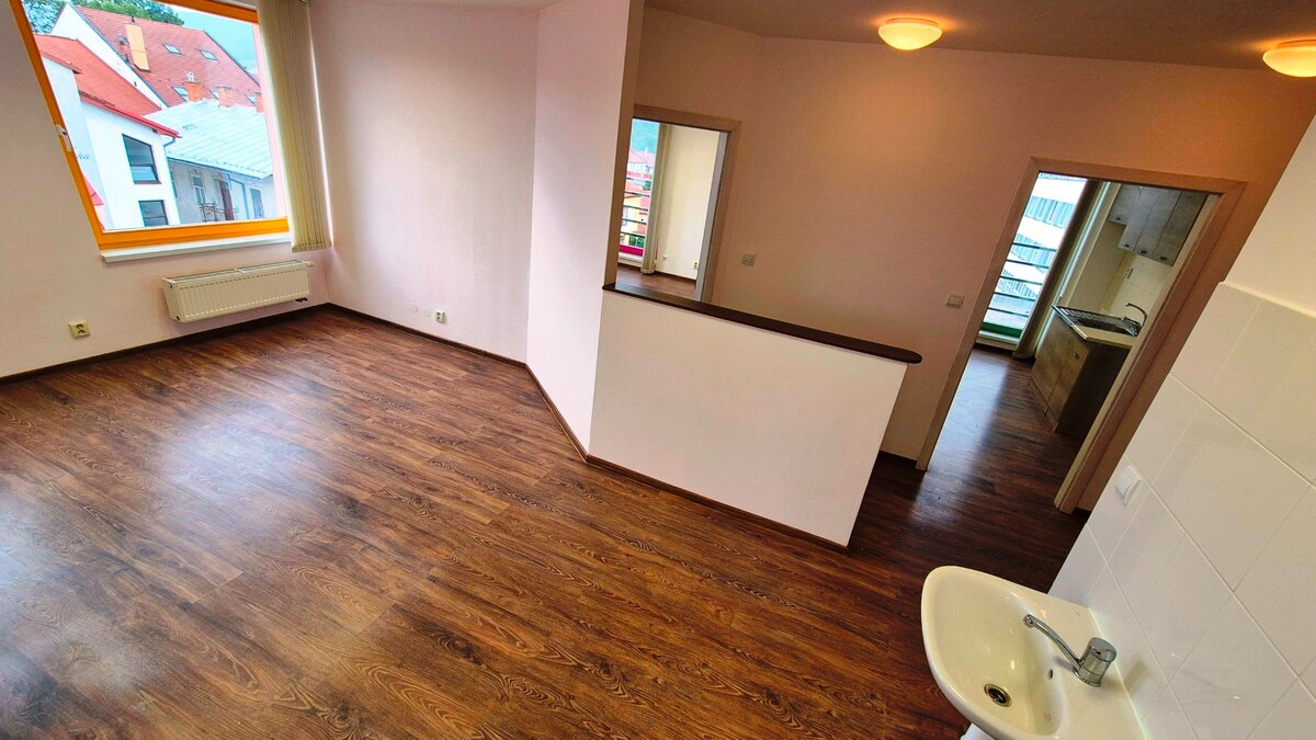 NA PREDAJ NEBYTOVÝ PRIESTOR, 105m2, CENTRUM; — foto 19