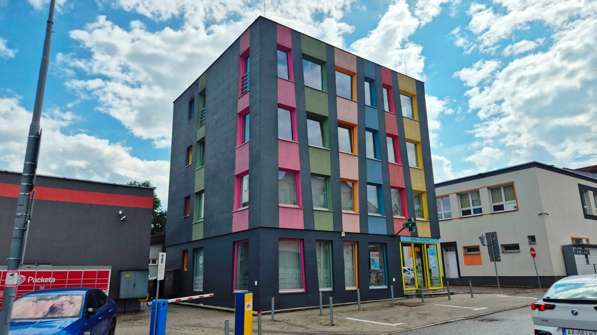 NA PREDAJ NEBYTOVÝ PRIESTOR, 105m2, CENTRUM; — foto 2