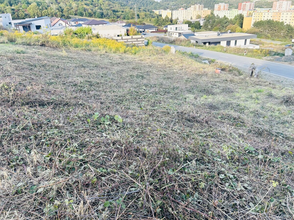 POZEMOK NA PREDAJ, 992 m2, KRÁĽOVA HORA - SÍDLISKO 3, PREŠOV — foto 4