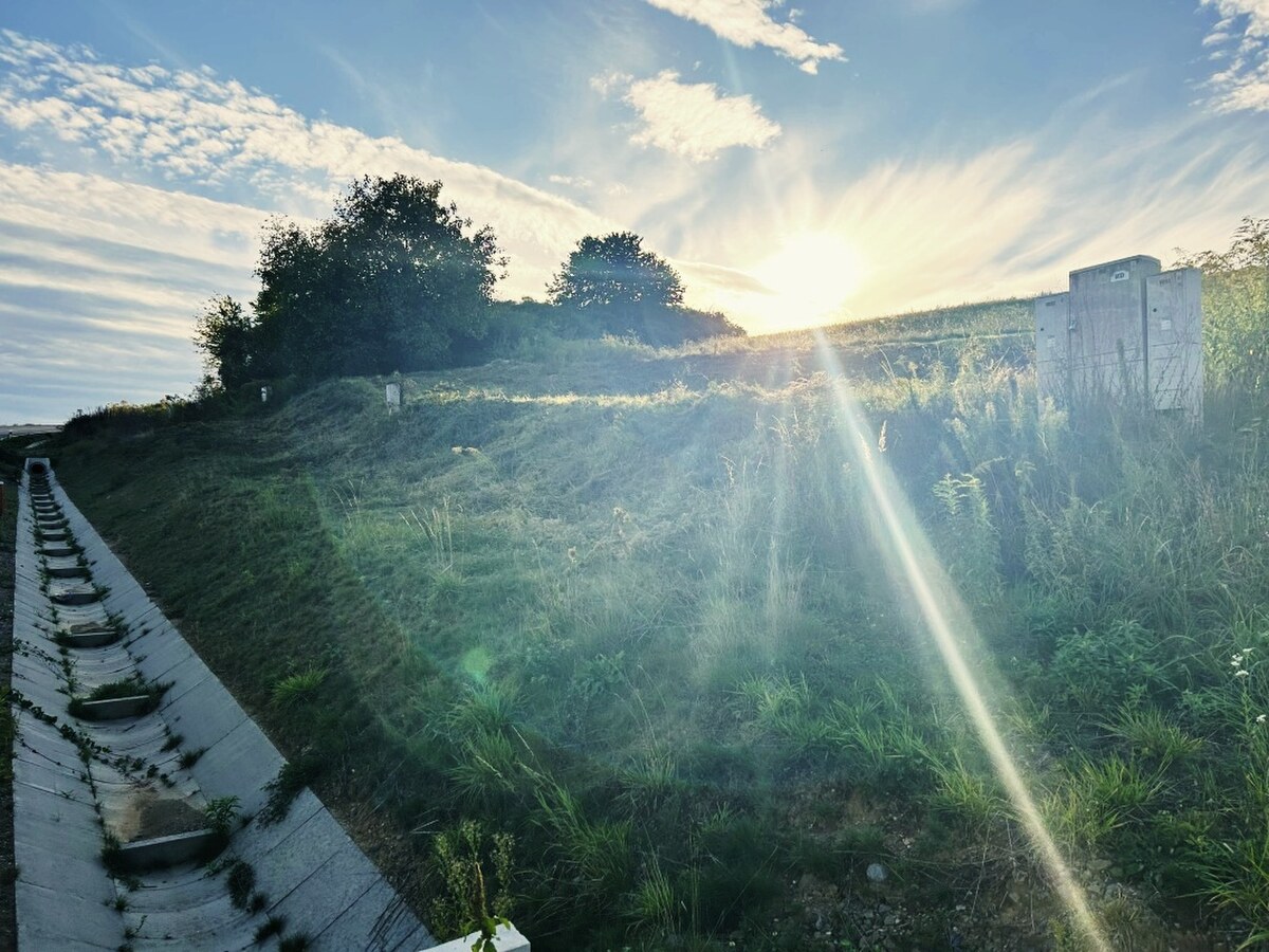 POZEMOK NA PREDAJ, 992 m2, KRÁĽOVA HORA - SÍDLISKO 3, PREŠOV — foto 9