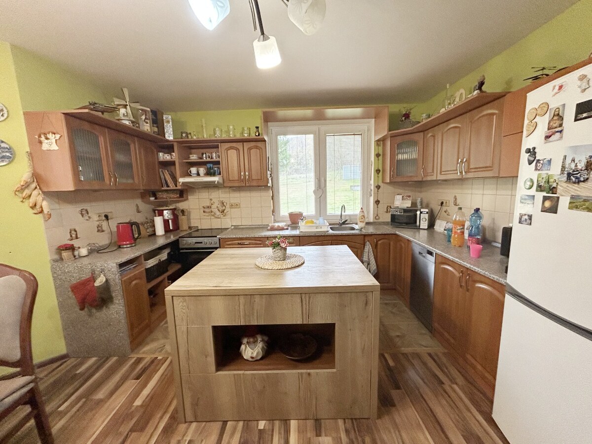 Znížená cena ! 5- IZBOVÝ RODINNÝ DOM ,1354 m2, OKRUŽNÁ, OKR.PREŠOV — foto 10