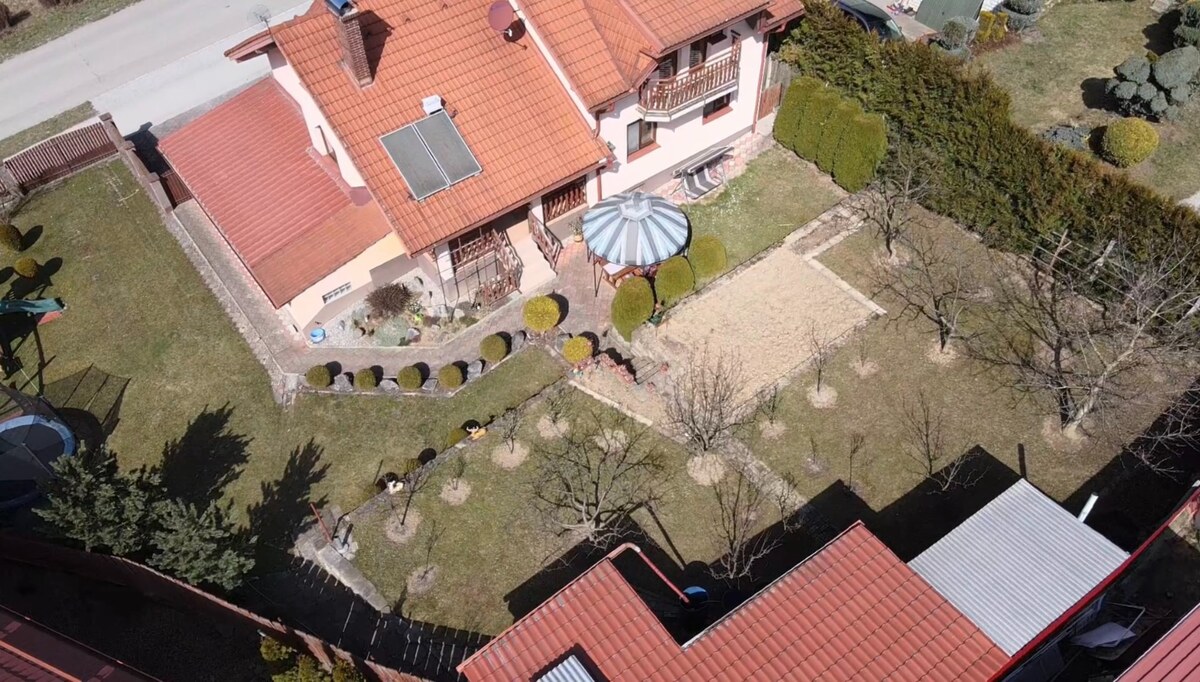 Rodinný dom s garážou a veľkorysou dispozíciou | SL — foto 16