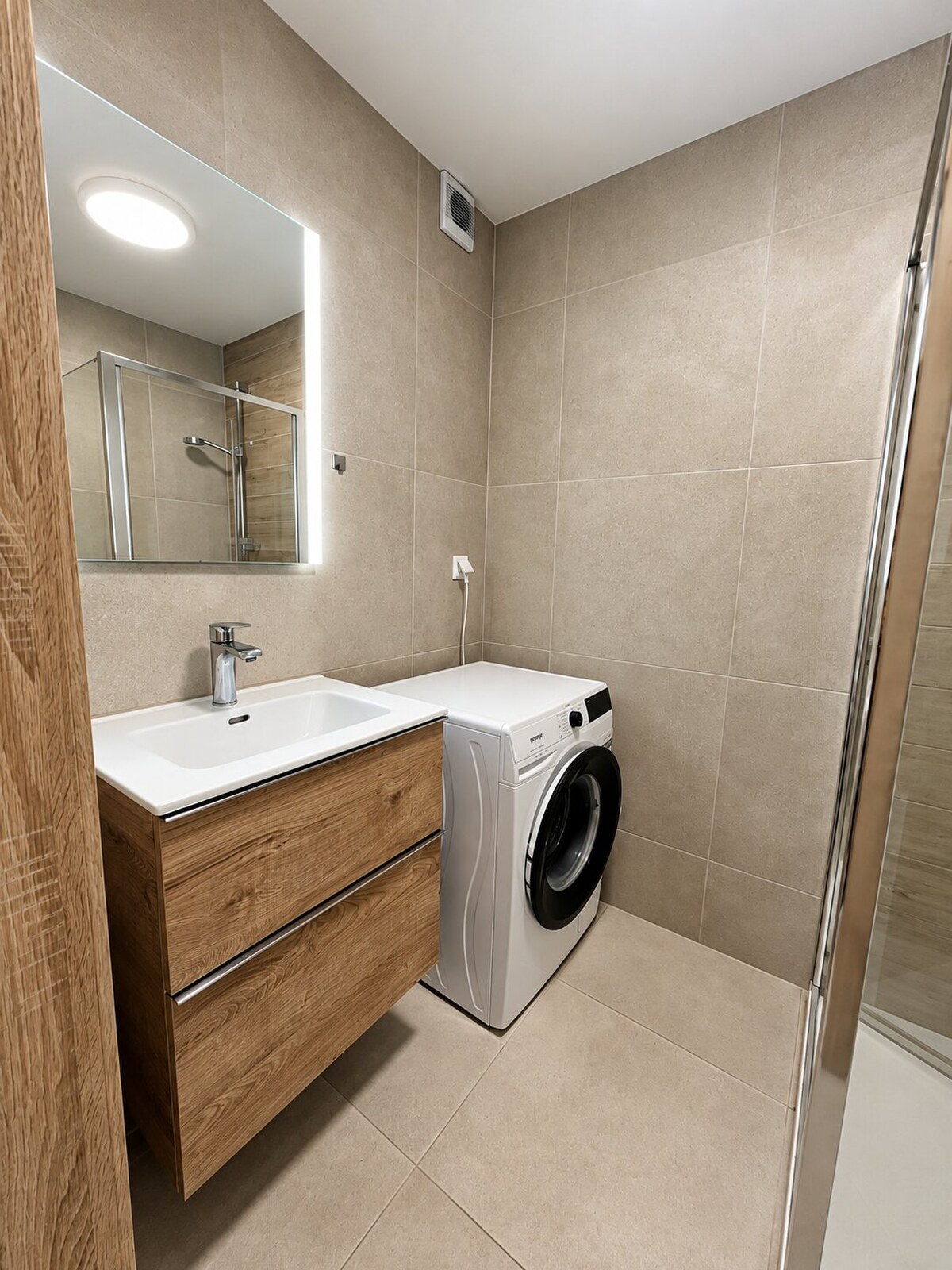 PRENÁJOM | Moderný 2-izbový byt s balkónom a parkovaním – SL — foto 8