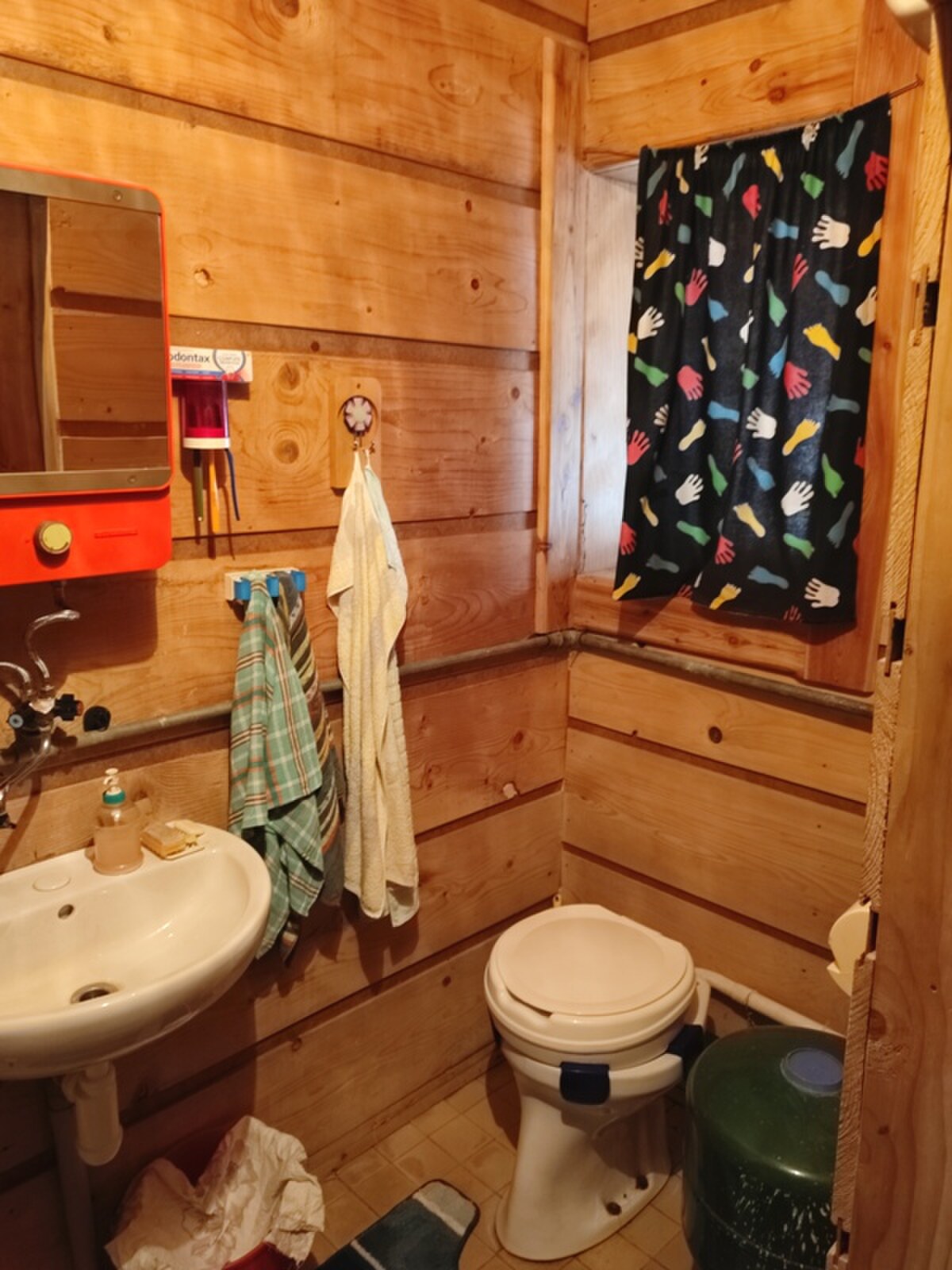 CHALUPA 190 m2, NA POZEMKU 637 m2,  ŽDIAR — foto 16