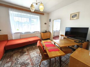 RODINNÝ DOM S VEĽKÝM POZEMKOM V OBCI TULČÍK, 2102 m2 — foto 3